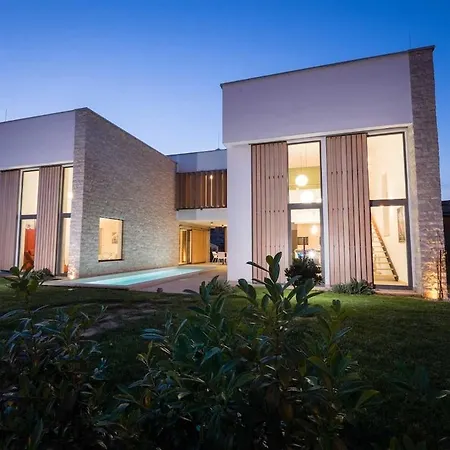 2in1 By Vacay Vila Fiorini